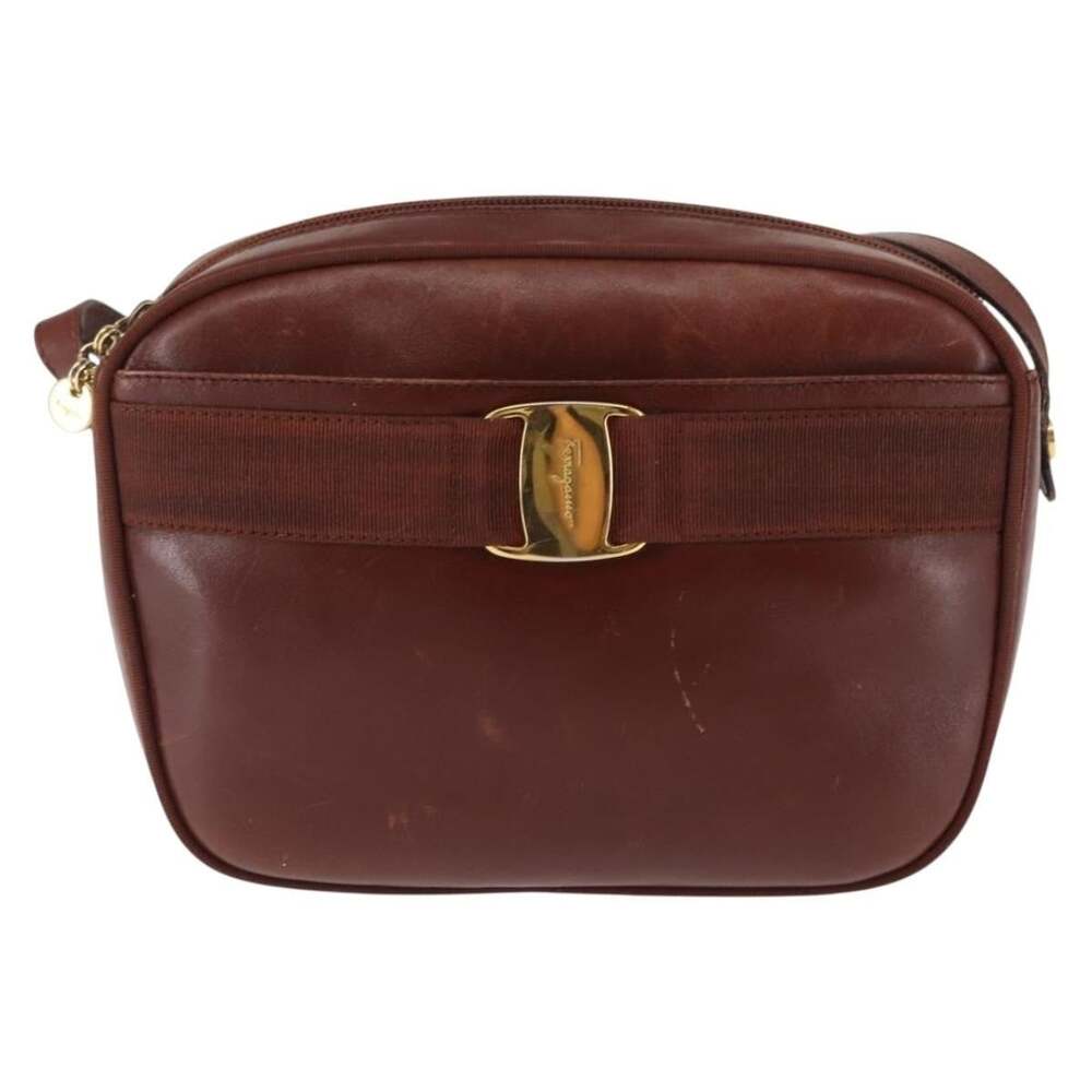 Salvatore Ferragamo Leather Vara Shoulder Bag Brown